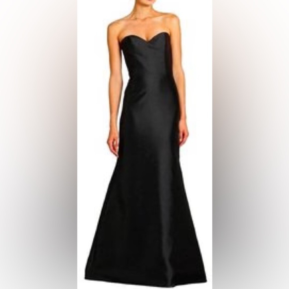 Elegant Black Evening Gown